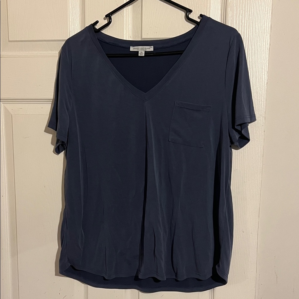 Green Envelope Navy V-Neck Short Sleeve Tee